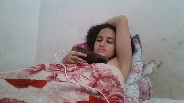 חדר צ'אט בשידור חי של girl_tits