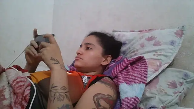 Sala de chat en directo de girl_tits