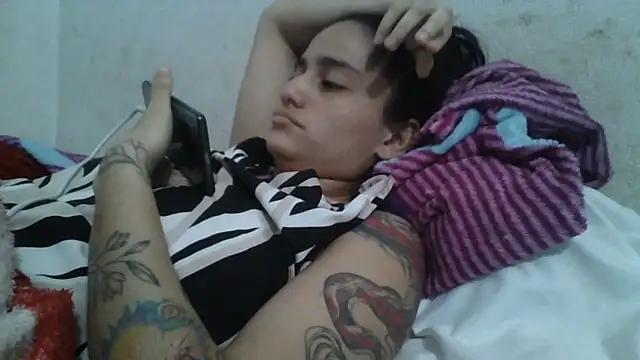 ห้องแชทสดของ girl_tits
