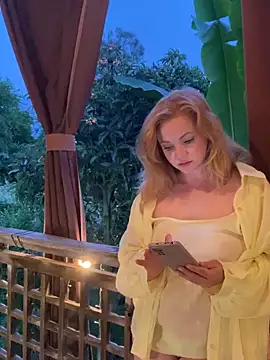 Lady__Maria Adlı Modelin Canlı Sohbet Odası