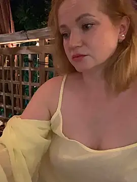 Lady__Maria Adlı Modelin Canlı Sohbet Odası