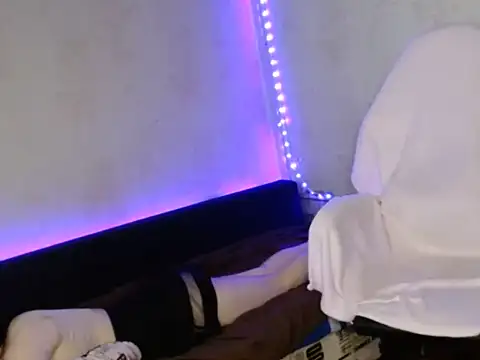 Var_Kiss Live Chatrum