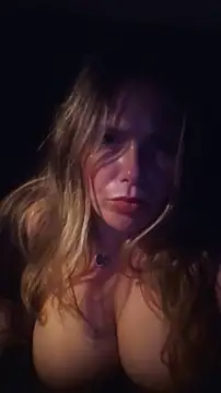 Cockfiend1 Live Chatraum