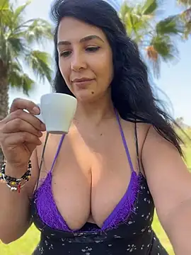 غرفة دردشة Cataleya80 المباشرة