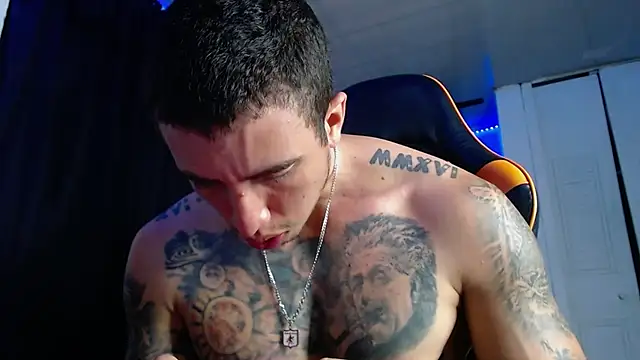 Chat soba uživo modela Adam_Hudsond