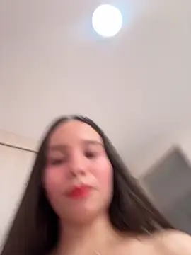 MiaJacksonn's Live Chat Room