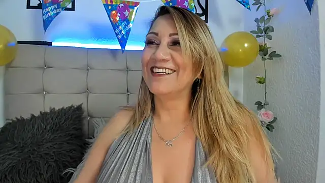 yayita_mature 실시간 채팅방