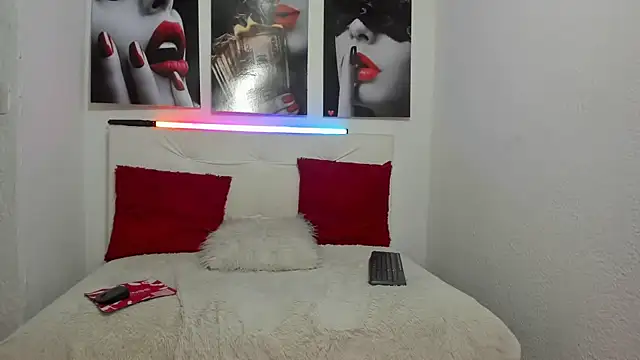 yayita_mature – Naživo chatovacia miestnosť