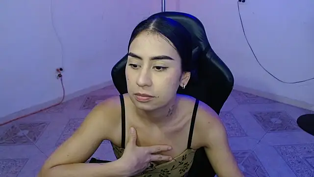 Martina1369 élő chatszobája