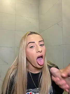 Strongqueen Videochat live