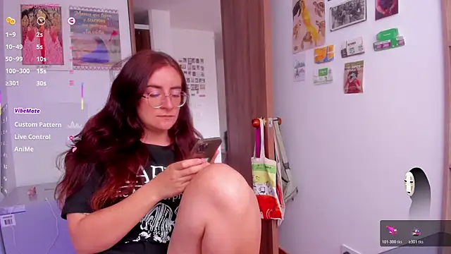 linda_giggle Adlı Modelin Canlı Sohbet Odası