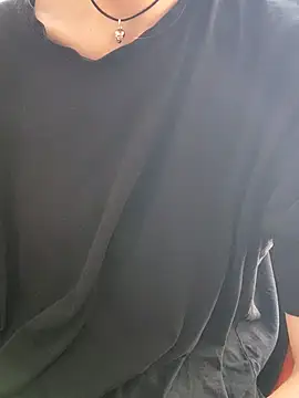 Živá chatovací místnost Aashikalaa