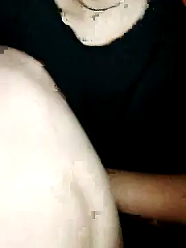 Sala de chat ao vivo de Aashikalaa