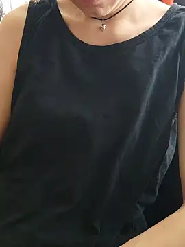 Živá chatovací místnost Aashikalaa
