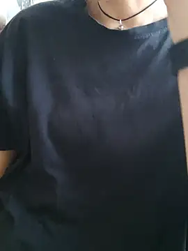 Chat soba uživo modela Aashikalaa
