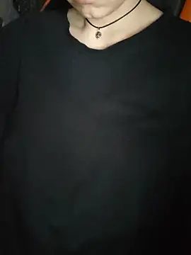 Živá chatovací místnost Aashikalaa