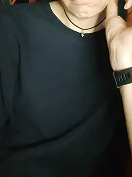 חדר צ'אט בשידור חי של Aashikalaa