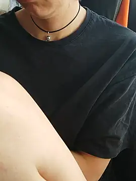 Aashikalaa élő chatszobája