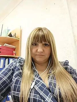 Office_Albertinaのライブチャットルーム