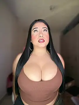 cami_ortiz__ – Naživo chatovacia miestnosť