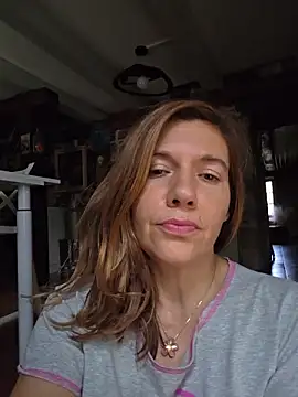 Lina_lou4n Live chat-huone
