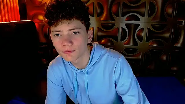 הופעת סקס קאם בשידור חי של cruz_dante