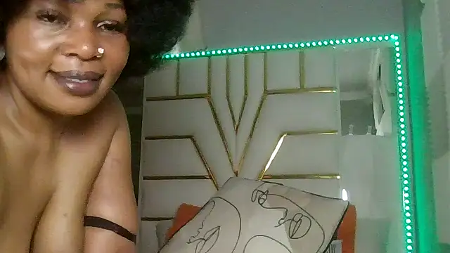SexyyNanaのライブチャットルーム