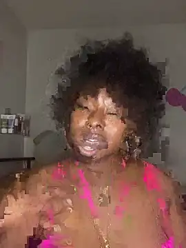 Chat soba uživo modela TinyBlazian901