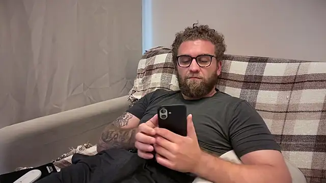 Bear_bear_'s Live Sex Cam Show