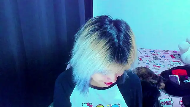 Akane-Mou – live chatrum