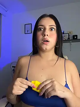 Abby-26 Adlı Modelin Canlı Sohbet Odası