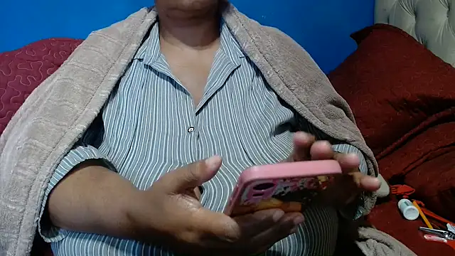 Chat ao vivo de CUTEFIRMMELONSS