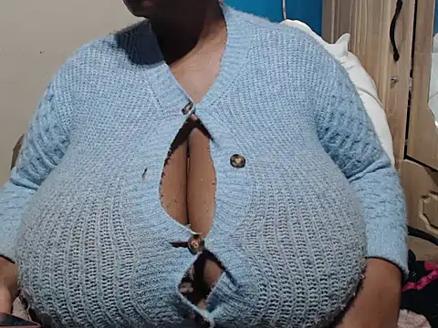 CUTEFIRMMELONSS – live chatrum