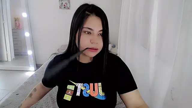 ห้องแชทสดของ Youlittlepervertt_