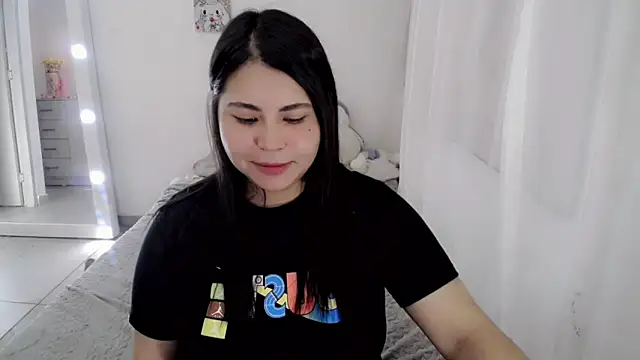 Youlittlepervertt_ Cameră chat live