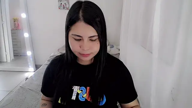 חדר צ'אט בשידור חי של Youlittlepervertt_
