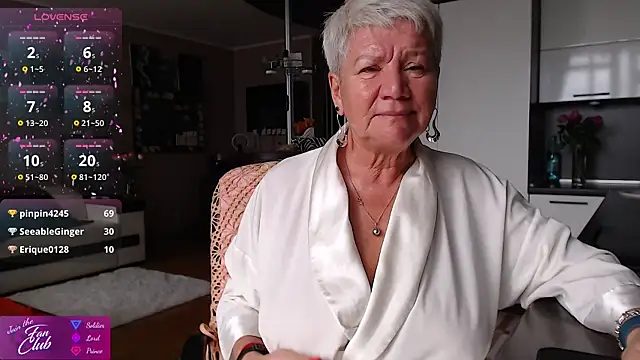 Živá chatovací místnost roxana_brooks