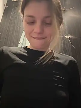 ValenciaShock's Webcam Show