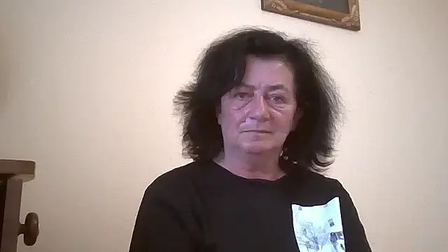 חדר צ'אט בשידור חי של GypsiQueen2