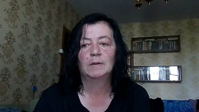 GypsiQueen2 – Naživo chatovacia miestnosť