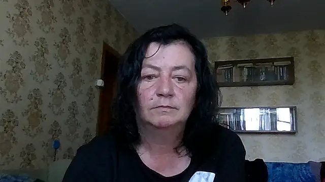 GypsiQueen2: δωμάτιο απευθείας συνομιλίας