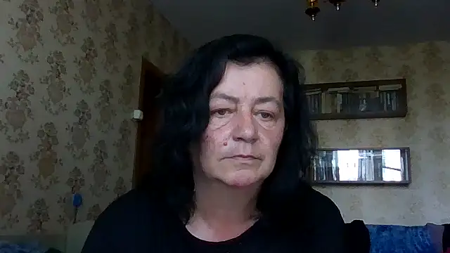 GypsiQueen2 – Naživo chatovacia miestnosť