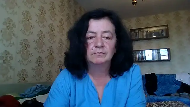 GypsiQueen2 লাইভ চ্যাট রুম