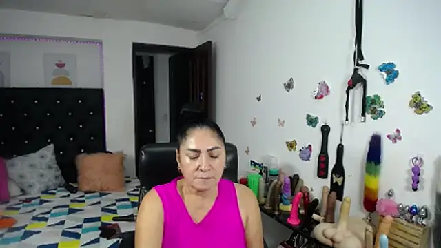 Živá chatovací místnost mature_bigboobs10