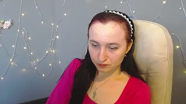 NinaFlawlees – Naživo chatovacia miestnosť