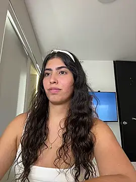 Gaby_zahir_'s Live Chat Room