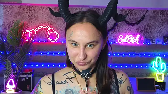 Cool_Freak_n Live chat-huone