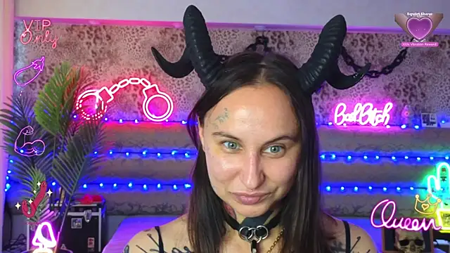 Cool_Freak_ Adlı Modelin Canlı Sohbet Odası