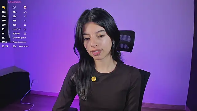 NanakoDollx 실시간 채팅방