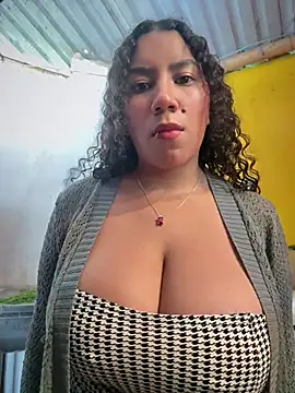 serena_willow Adlı Modelin Canlı Sohbet Odası